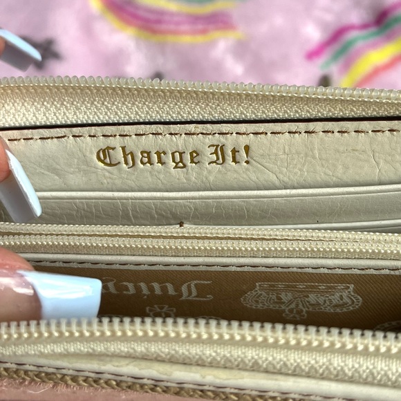 Vintage Pink and Green Juicy Couture wallet RARE - Picture 4 of 4